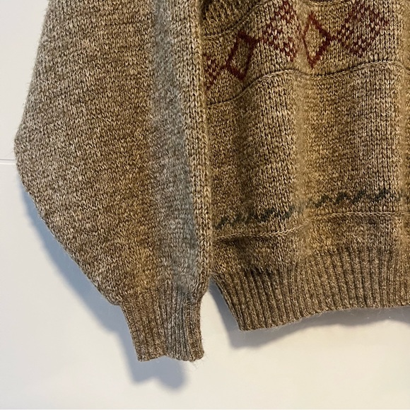 Ash Creek | Vintage Grandpa Sweater - Picture 4 of 12